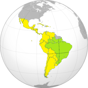 Brasil (en verde) e Hispanoamérica (en amarillo). Si la América de habla española estuviera unida, sería una superpotencia con el doble de población que Brasil y costas en ambos océanos.