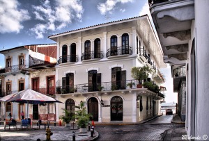 Arquitectura hispana virreinal en el casco viejo de la ciudad de Panamá.